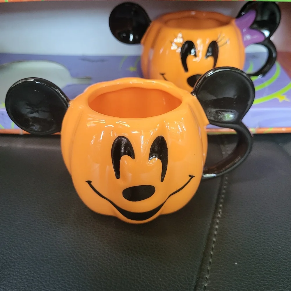 Disney Mickey and Minnie pumpkin Halloween espresso Mugs